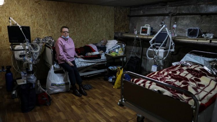 Ukraine: Organisations appeal for end to targeting of health care facilities