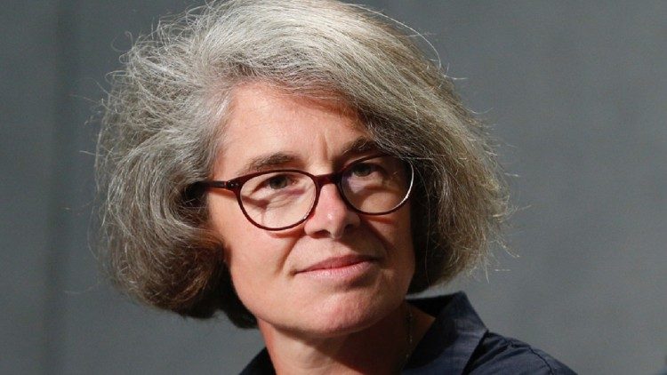 Sr. Becquart: Extra year of Synod to make Church more inclusive