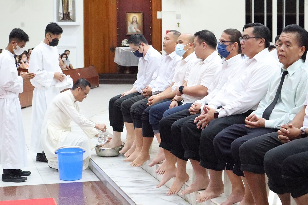 The Lord’s Last Supper homily by Archbishop John Wong