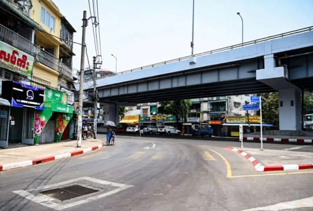 Jalanraya kosong di Myanmar sebagai tanda orang ramai boikot festival air