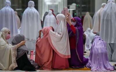 Mother-daughter duo challenge ‘stronger’ sharia law in Malaysia
