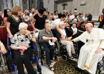 Pope: The elderly are the ‘firm foundation’ of the future