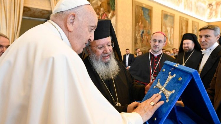 Pope seeks “communion in legitimate diversity” with Church of Greece