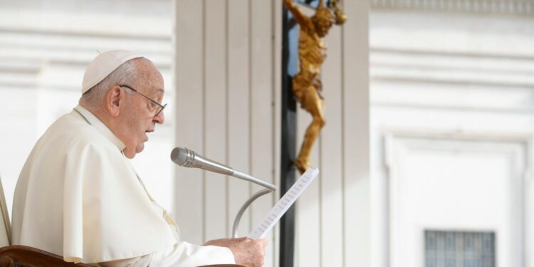 Pope at Audience: Against the devil’s deception, Jesus protects us