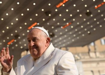 Pope at Audience: Homilies should be focused and no longer than 10 minutes