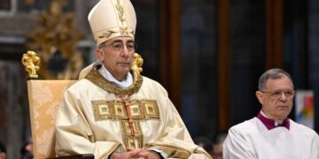 Cardinal Vicar of Rome opens Holy Door of Saint John Lateran Basilica