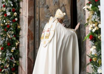 羅馬聖保祿大殿聖門開啟:在這受傷時期也有希望