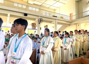 925 putera puteri altar sertai Kem Santo Tarsisius