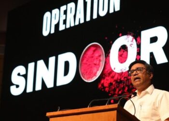 India-Pakistan clash escalates to intense confrontation