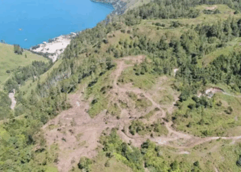 Indonesian Capuchins join protest over world’s largest volcanic lake