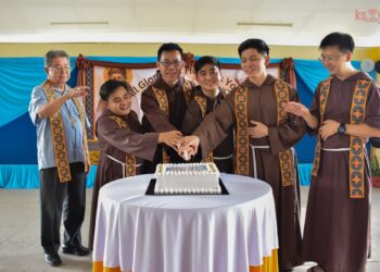 Empat saudara OFMCap lafaz Kaul Kekal