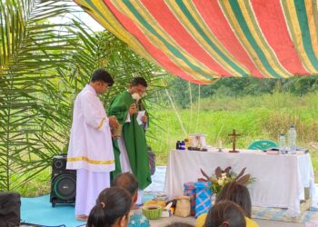 Indonesian parish celebrates blessing of seeds, uniting prayer with labor