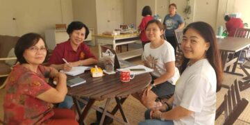 Retreat offers widows support and encouragement