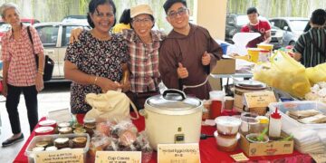 Capuchin bazaar raises funds for student formation
