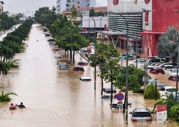 Caritas Da Nang reaches isolated villages as deadly floods sweep central Vietnam