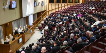 Bapa Suci: ‘Hubungan maya’ tidak boleh menggantikan hubungan manusia