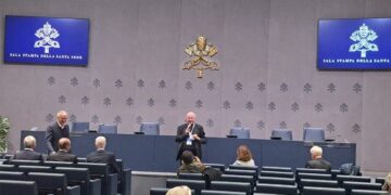 Medical professionals gather in the Vatican to discuss AI and healthcare