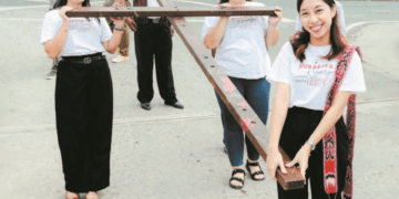 Penyerahan Salib Malaysia (MPC) ke Paroki Lahad Datu