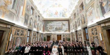 Meeting with Latvian pilgrims, Pope offers spiritual advice for ‘turbulent times’