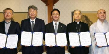Agreement between state and religions to prevent the social scourge of suicide