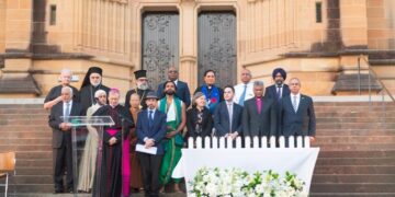 Sydney Archdiocese dedicates Christmas light show to Bondi attack victims