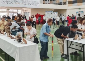 Encountering the saints through relics