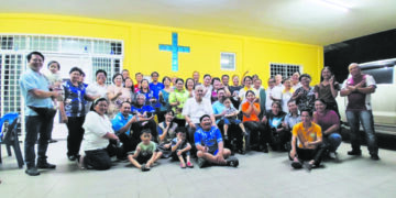 Sukacita menyambut hari kelahiran bersama