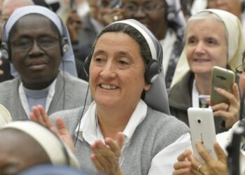 Pope thanks UISG for bearing testimony to Gospel at frontiers of mission