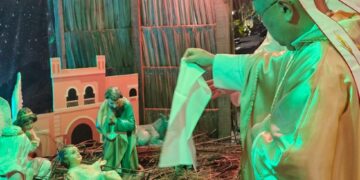 Bishop Julius Dusin Gitom Leads Christmas Eve Mass Reflection on the Manger of Life