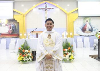 Pentahbisan Diakon Brywinedren menjadi paderi