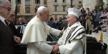 Cardinal Koch marks 40th anniversary of first papal visit to a Synagogue