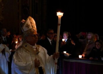 Pope: Easter drives out hatred and brings down the mighty