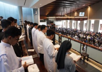 Jakarta theology students immerse in parish life to study silence, liturgy in digital age