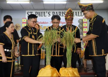 Kaamatan peringkat Paroki St Paul Dontozidon meriah