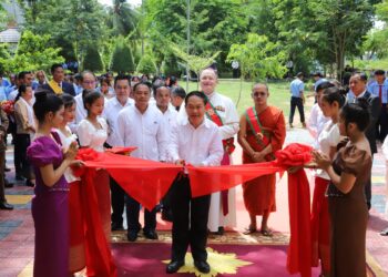 Buddhist school honoring Catholic bishop opens in Cambodia