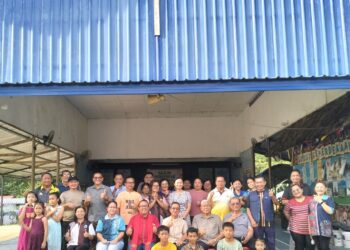 Pemberkatan sekolah menjadi peristiwa bersejarah bagi komuniti umat Kristian di Kuala Penyu