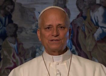 Pope calls women religious to ‘confront the globalization of indifference’