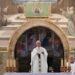In Assisi, Pope encourages young people to ‘touch the suffering flesh of others’
