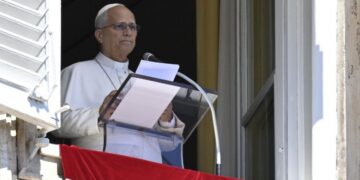Pope at Angelus: Without forgiveness we cannot live in peace