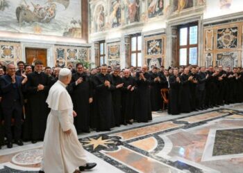 Pope Leo to seminarians: Learn to remain with Jesus
