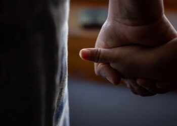 Pope appeals for care and protection of migrant children