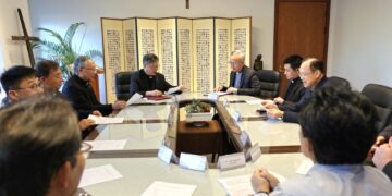 Two Asian archdioceses bridge 200-year-old missionary legacy with joint declaration