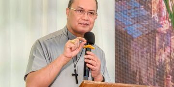 Cardinal warns charismatic groups against rise of ‘spiritual celebrities’