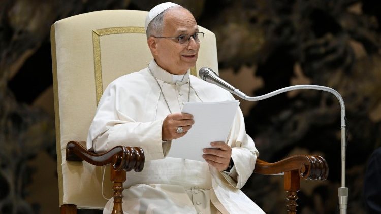 Pope urges Catholic schools to help young people find new way to live in world