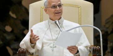 Pope: ‘Hearts of young people are longing to discover Christ’s love’