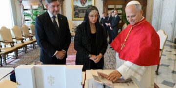 Pope Leo XIV receives the President of the Republic of Slovenia